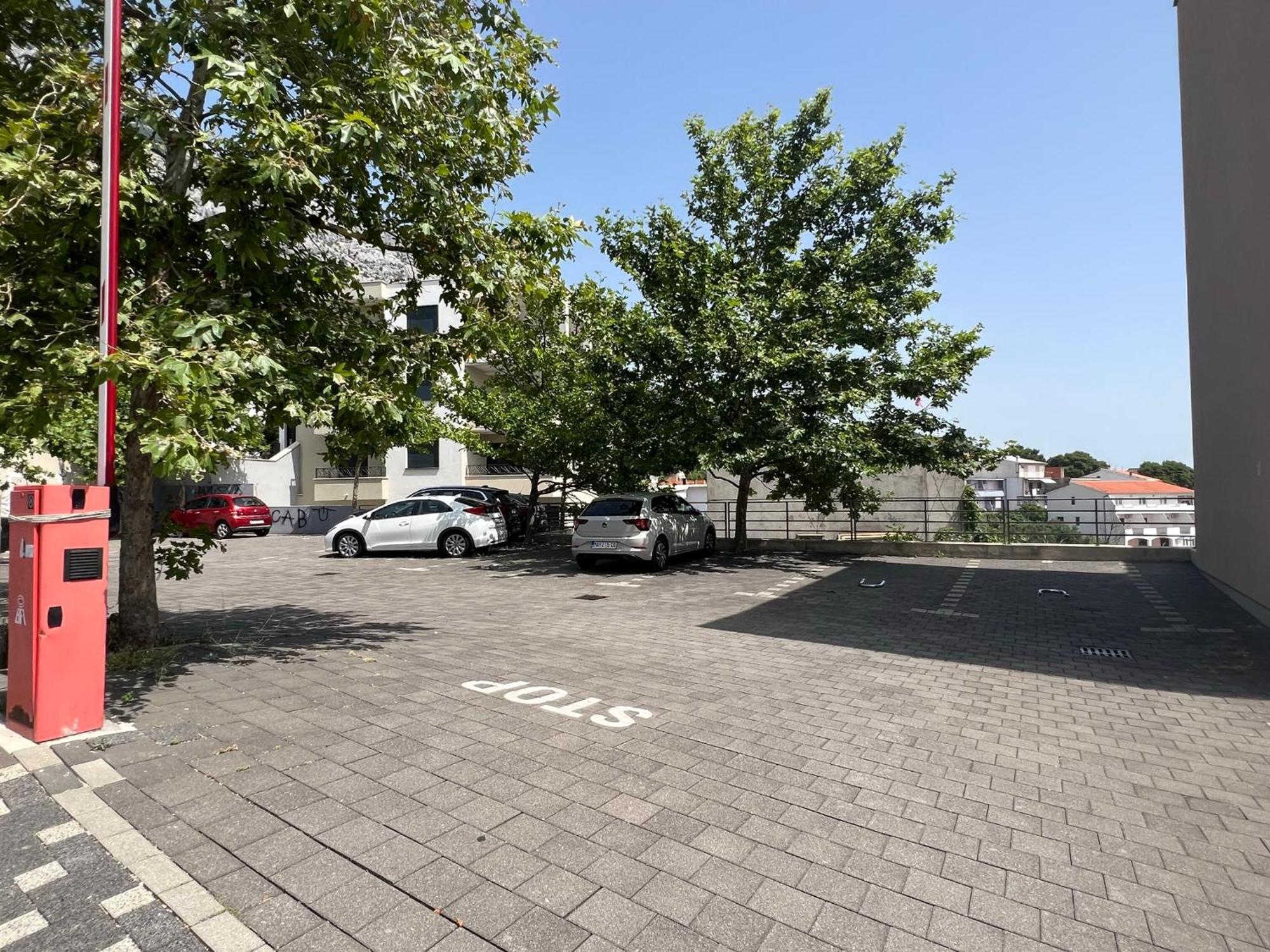 Apartment Lucija - Cozy Flat In The City Center With A Sea View & Parking マカルスカ エクステリア 写真