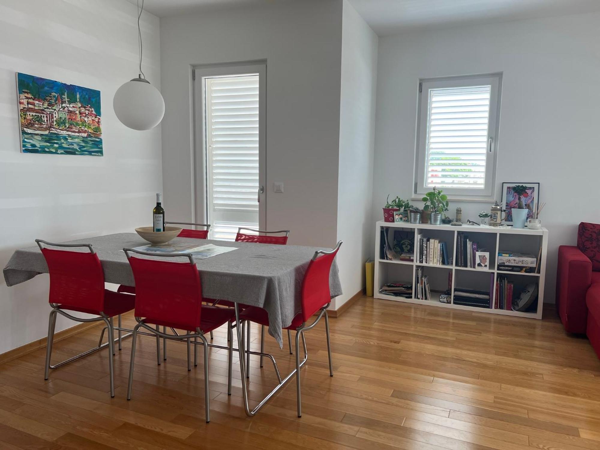 Apartment Lucija - Cozy Flat In The City Center With A Sea View & Parking マカルスカ エクステリア 写真